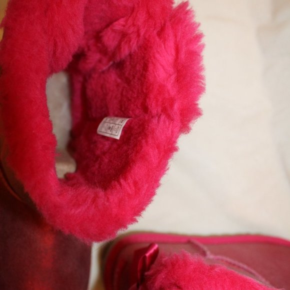 NIB UGG WOMEN'S GLISTEN MINI BAILEY BOW FUSCHIA WINTER BOOTS - Picture 6 of 8
